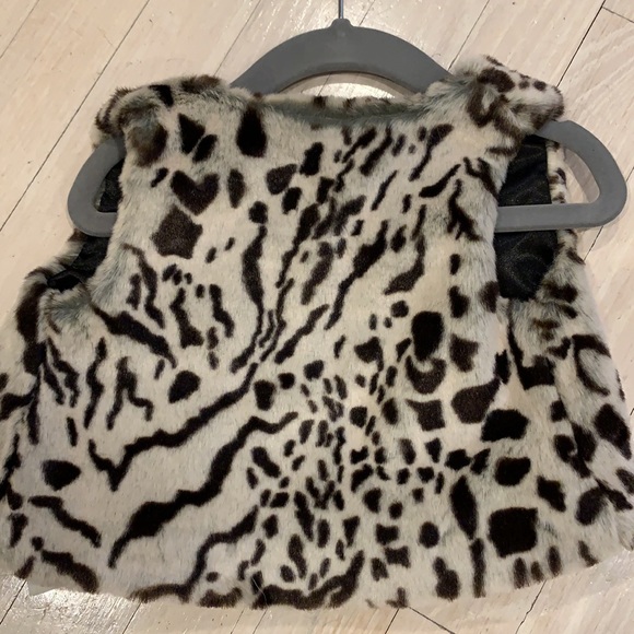 Faux Fur vest leopard - Picture 2 of 2